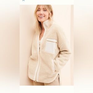 Like new Varley oversized fleece